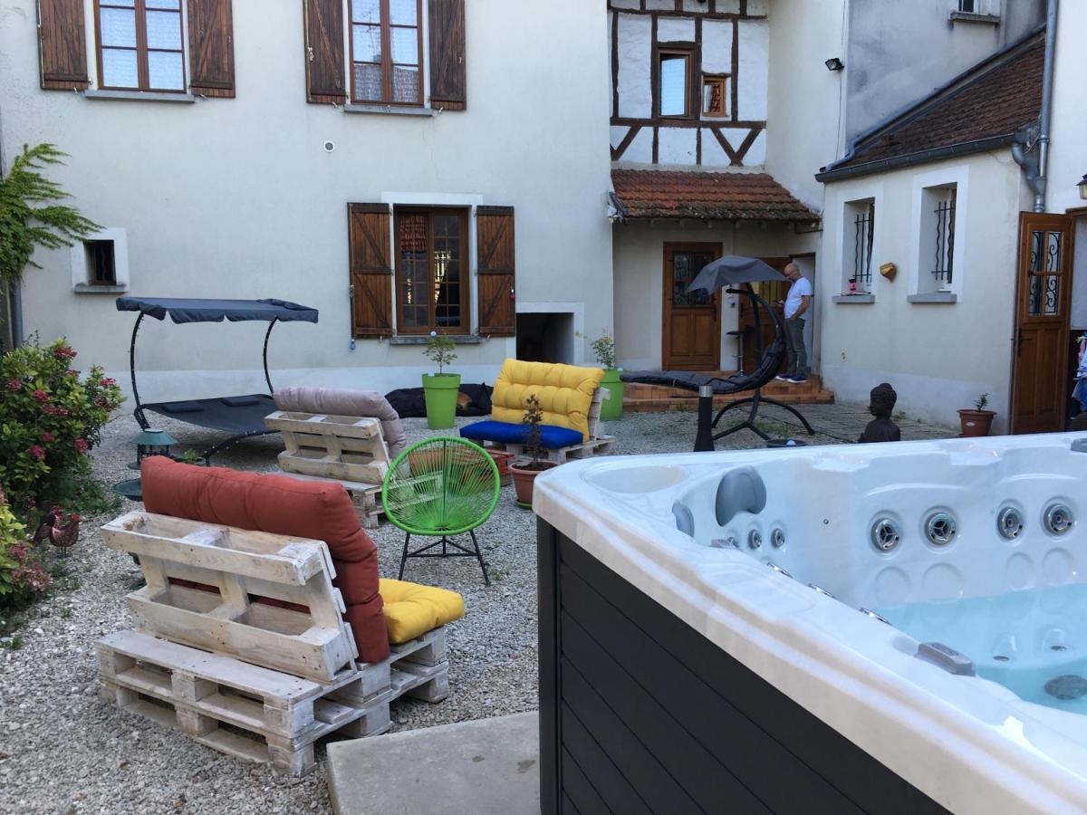 L Auberge Du Lion D Or Nanteuil-sur-Marne Ngoại thất bức ảnh